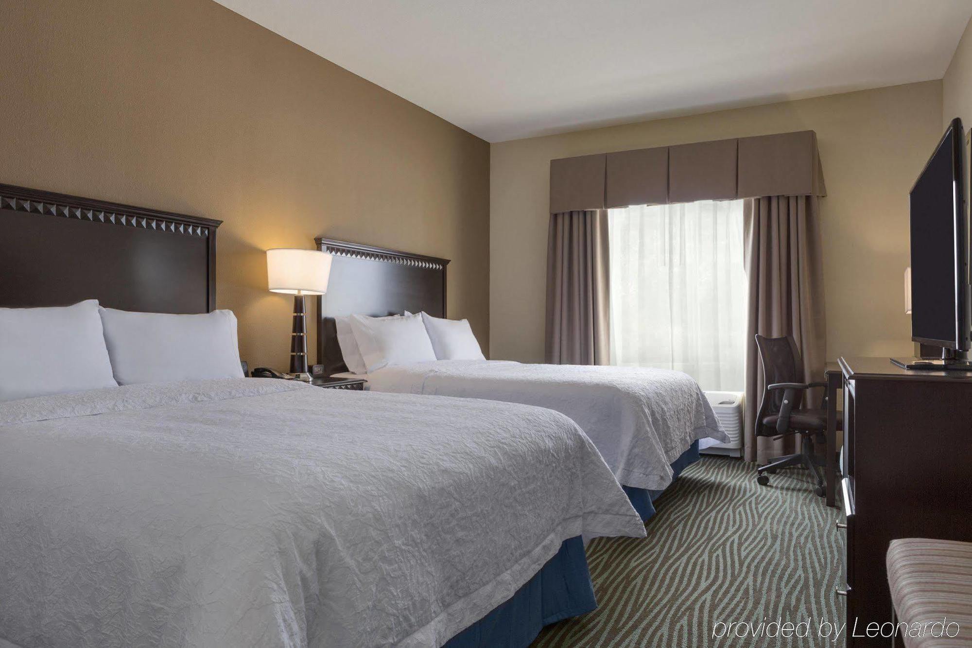 Hampton Inn And Suites Parkersburg Downtown Exteriér fotografie